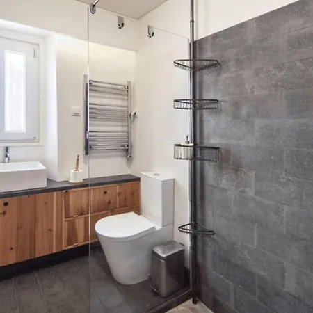 Casa Azul: A Magic Place In An Authentic Space * Mosteiros (Azores)