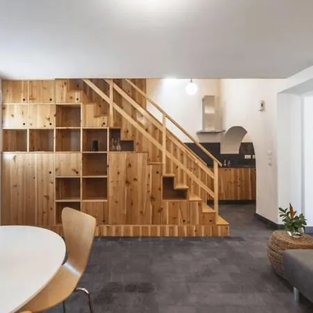 Casa Azul: A Magic Place In An Authentic Space Tatil Evi Mosteiros (Azores)